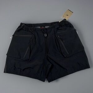 NEW $135 Nike Tech Lightweight Cargo Super Shorts Black HJ2946-010 Men’s Medium